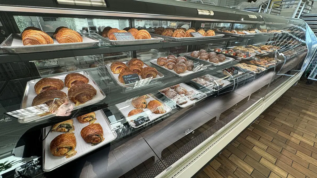 Le Crazy Croissant – french bakery in Pontypridd town centre